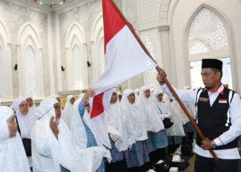 Pemberangkatan JCH Kabupaten Tapsel, Kamis (15/6).