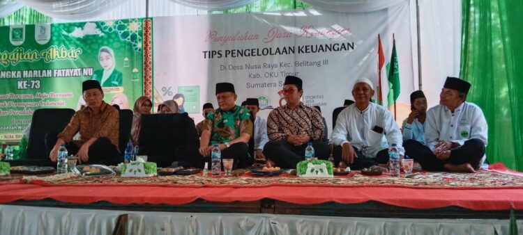 Bupati OKU Timur, Lanosin saat hadiri Harlah Fatayat NU ke- 73, Minggu (18/6).