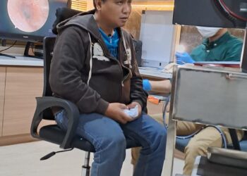 Ridwan Amren Soni Junju SH saat menjalani perawatan dan visum, Selasa (20/6).