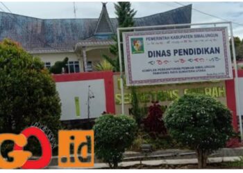 Kantor Dinas Pendidikan Simalungun yang proyek DAK dan Penggunaan Dana BOS dikuasai Dasa, Senin (3/7).