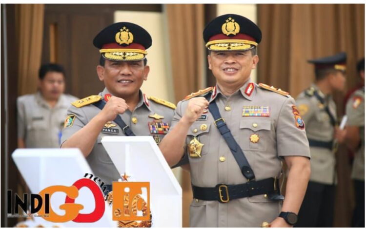 Kapolda Sumut, Irjen. Pol. Agung Setya Imam Effendi saat pelantikan bersama Irjen. Pol. Panca, Jumat (14/7).