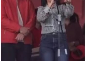 Ketua TP PKK dan juga Bunda PAUD Taput, Satika Simamora saat menyampaikan pernyataan yang menjadi pro kontra, Minggu (16/7).