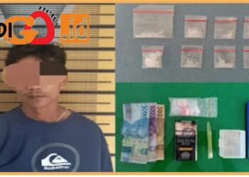 Tersangka, Pritil bersama sabu 2gram saat diamankan di Polres Tebing Tinggi, Rabu (23/8).