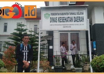 Kantor Dinas kesehatan Tapsel, 8Kamis (24/8).