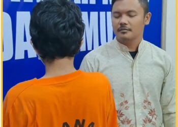 Tersagka banser hongkong saat diamankan di Polres Tanah Karo, Senin (14/8).