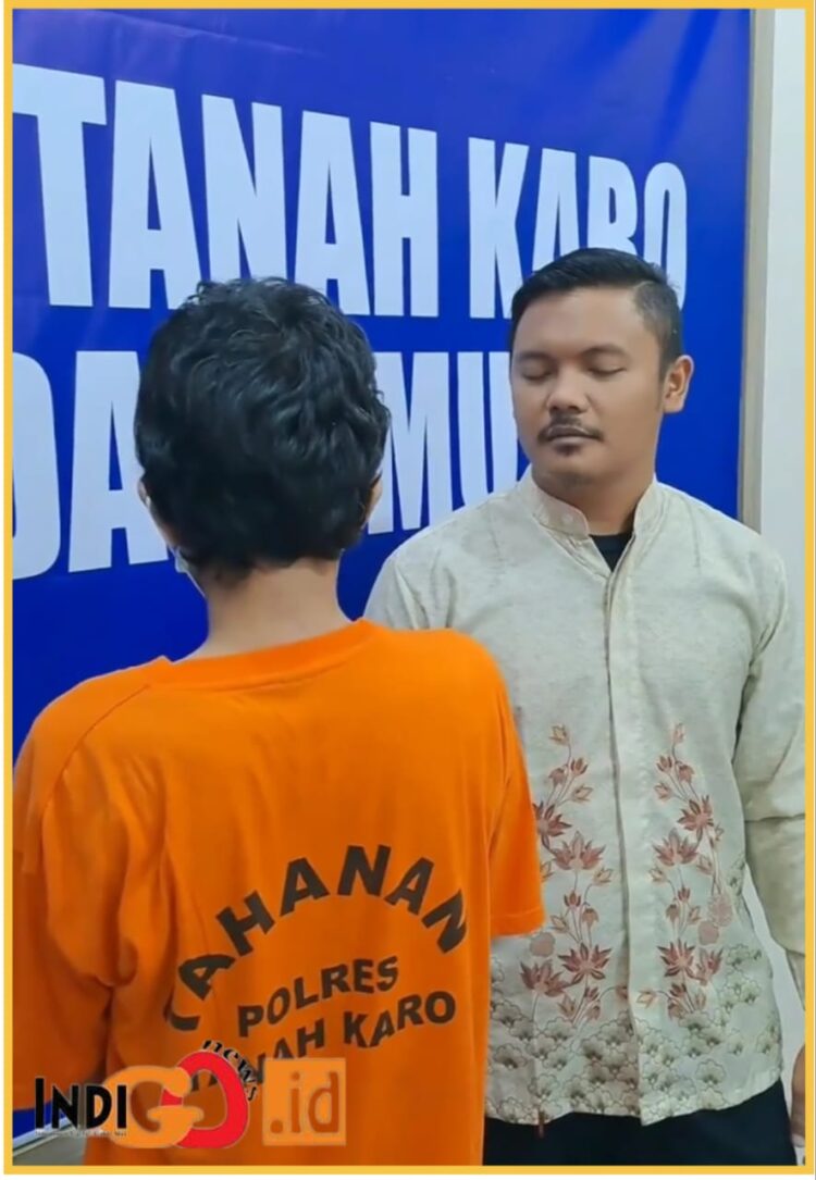 Tersagka banser hongkong saat diamankan di Polres Tanah Karo, Senin (14/8).