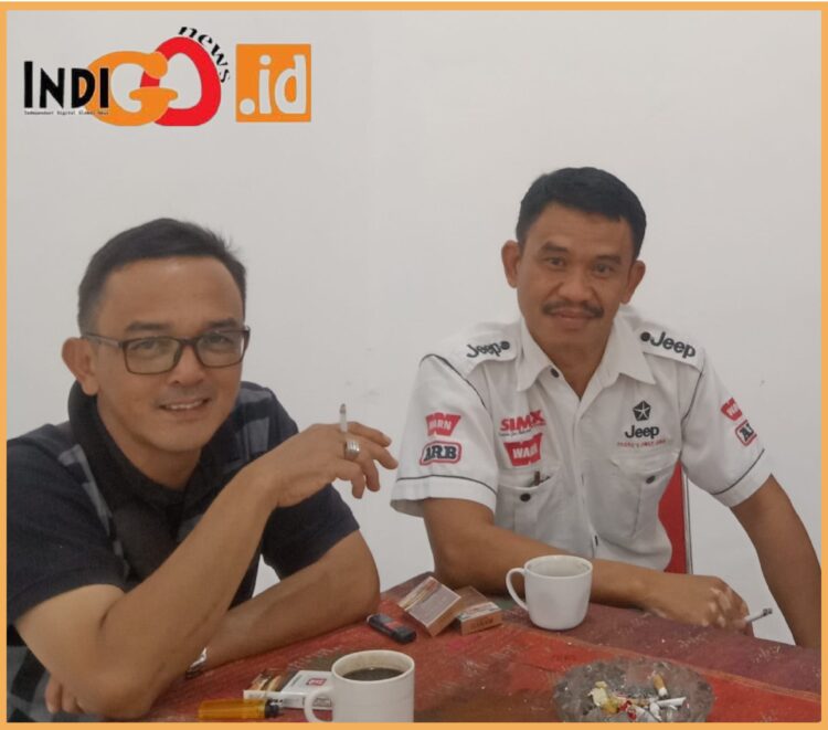 Djonggi Napitupulu bersama reporter Indigonews, Senin (3/9).