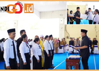 Bupati OKU Timur, Lanosin saat melantik 167 PPPK Formasi 2022, Selasa (12/9).