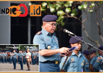 Dansatbinlat Pushidrosal, Kolonel Laut (P) Marwidji Harahap saat pimpin upacara 17- an yanv dihadiri para Kasatker, Perwira, Bintara, Tamtama dan PNS Pushidrosal, Senin (18/9).