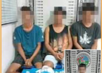 4 orang pengedar ganja  saat diamankan di Sat Narkona Polres Siantar, Senin (25/9).