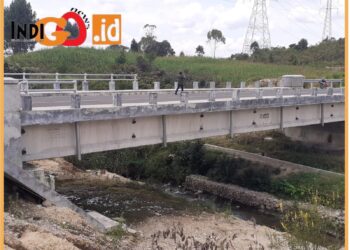 Kondisi jembatan Aek Simokmok yang besi tralisnya hilang, Rabu (6/9).