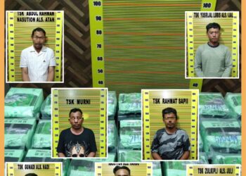 23kg sabu dan 7 tersangka saat diamankan di Mapolda Sumut, Senin (11/9).