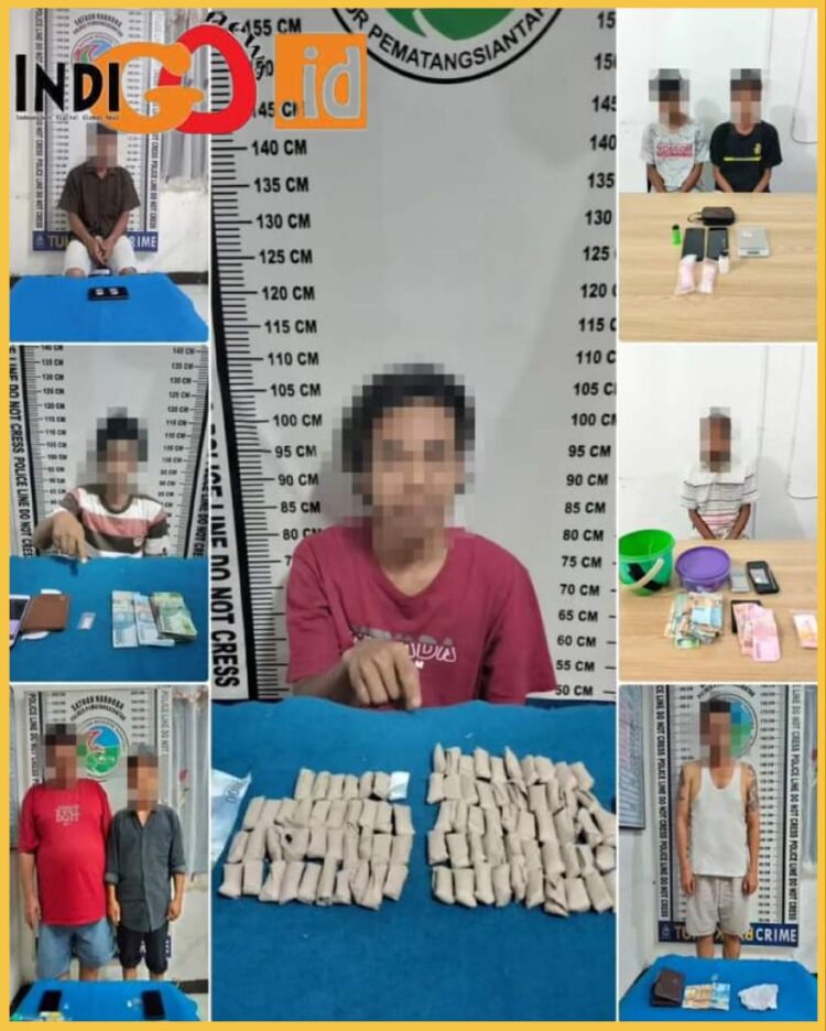 9 tersangka pengedar beserta barang bukti saa diamankan Polres Siantar, Minggu (18/9).