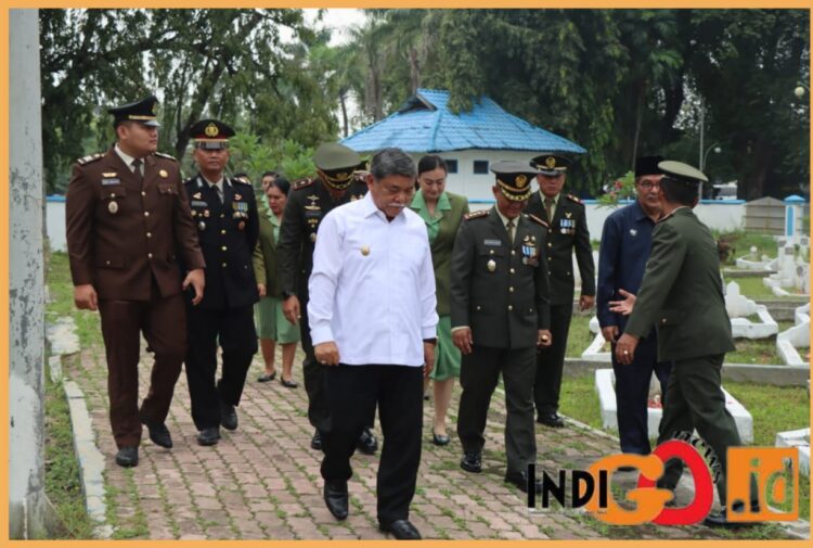 Kabag SMD Polresta Deliserdang, AKP. Slamet Riyadi SH, MH saat ikuti ziarah nasional, Rabu (4/10).