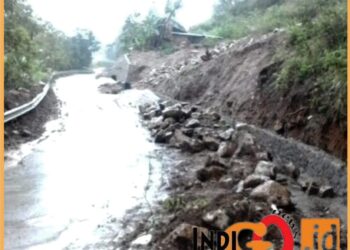 Situasi awal pengerjaan proyek yang memakai material dari Muara, Kamis (19/10). 