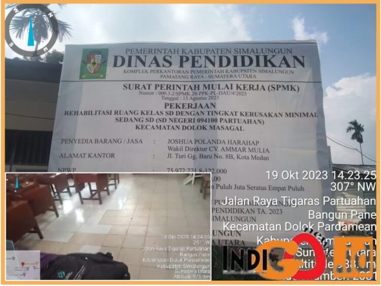 Plang proyek dan lantai ruangan yang belang belang, Kamis (26/10).