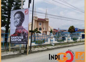 Baliho Ketum PSI, Kaesang yang banyak terpasang di Tapanuli Raya, Selasa (31/10).