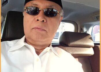 Ketua DPD Nasdem Tapsel, HM Yusuf Siregar saat ikut daftarkan Anis - Cak Imin, Kamis (19/10).