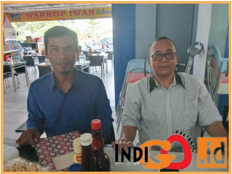 Mahmud Irsyad Lubis SH bersama Iskandar SH kuasa hukum Fadlina Raya Lubis, Masdalina Lubis dan Hasan Basri Lubis, Jumat (3/11).