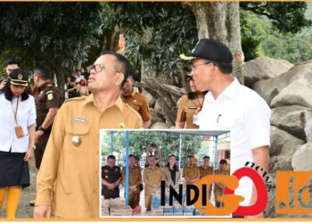 Bupati Toba, Poltak Sitorus bersama Forkopimda saat kunjungi dan berikan bantuan bencana banjir bandang dan longsor di Baktiraja, Kabupaten Humbahas, Senin (4/12).