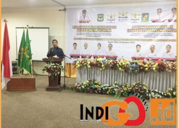 Bupati Simalungun, Radiapoh H Sinaga saat kata sambutan acara Kadin Simalungun, Rabu (20/12).