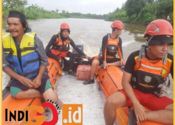 Tim Basarnas saat melakukan pencairan korban Said, Minggu (28/1).