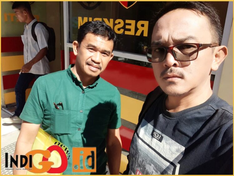 Ivan Napitupulu, perwakilan Keluarga Besar Simanjuntak bersama reporter Indigonews, Sabtu (24/2).