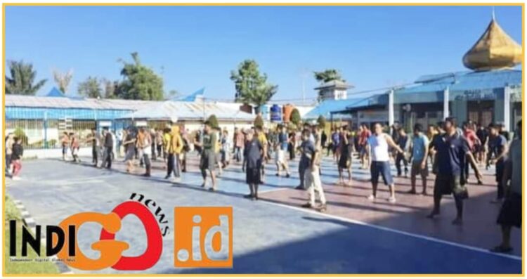 Warga Binaan Rutan Kelas IIB Sidikalang saat olahraga pagi, Selasa (30/1).