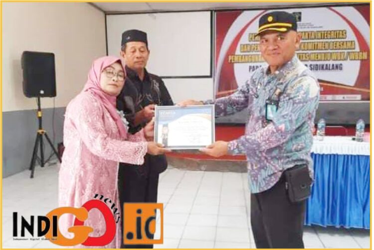 Kepala Rutan Kelas IIB Sidikalang, Bahtiar Sembiring SH saat menghadiri syukuran purna bakti, Jumat (8/3).