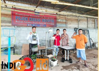 WBP saat ikuti bimbingan keterampilan di Rutan Sidikalang, Rabu (28/2).