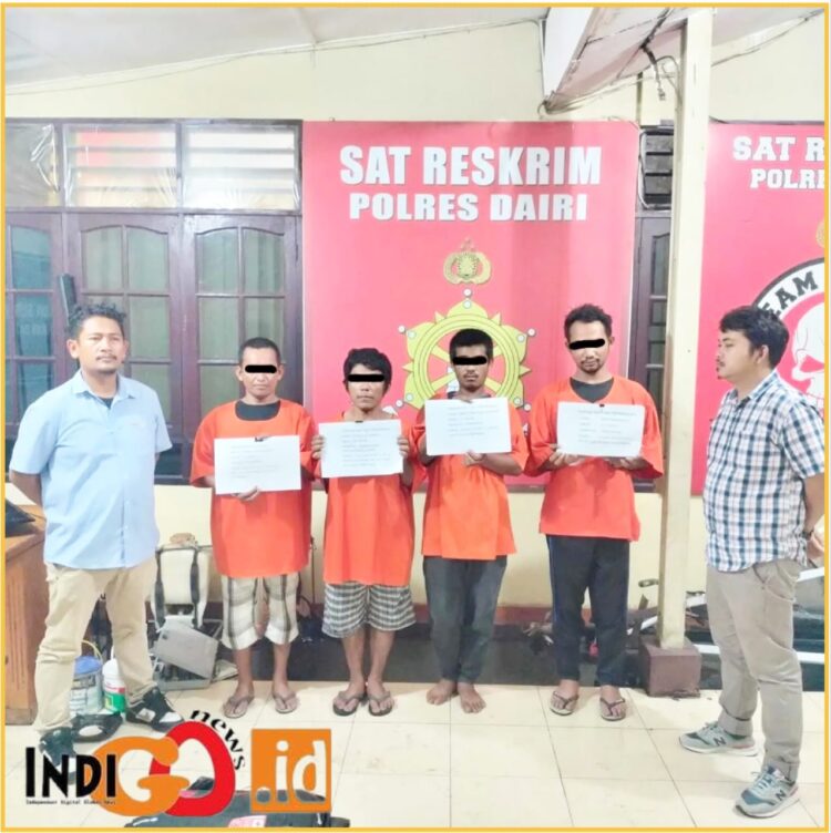 Empat tersangka pembobol rumah kosong saat diamankan Polres Dairi,  Senin (20/5).