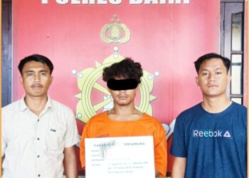 US saat diamankan di Mapolres Dairi, Jumat (31/5).