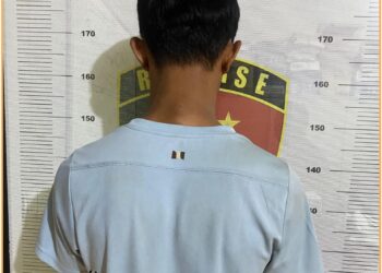 Tersangka, AP saat diamankan Polres Bintan, Kamis (6/6).