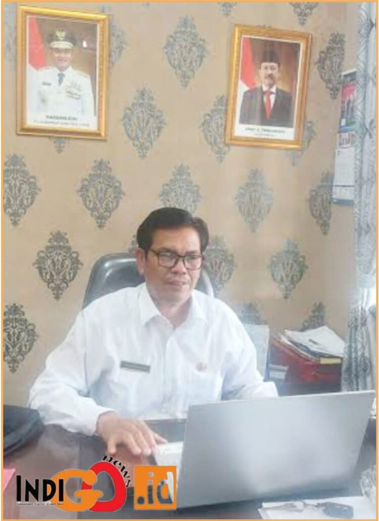Marudin Sianturi S.Pd, Kepala SMKN 1 Sidikalang, Jumat (14/6).