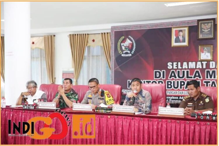 Pj. Bupati Tapanuli Utara bersama, Dr. Dimposma Sihombing,l S.Sos, MAP saat mengikuti rapat koordinasi nasional inflasi 2024, Jumat (14/6).