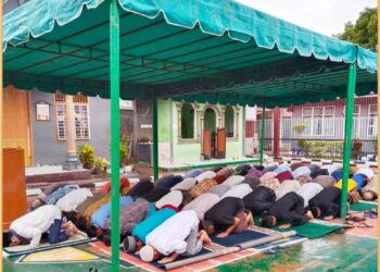 Warga binaan saat shokat idul adha, Senin (17/6).