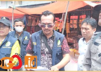 PN Tarutung saat berupaya paksa eksekusi objek perkara, Selasa (2/7).