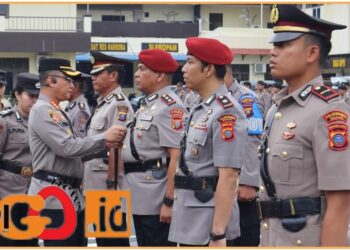 Kapolrestabes Medan, Kombes. Pol. Teddu saat sertijab Saresnarkoba, Kamis (4/7).
