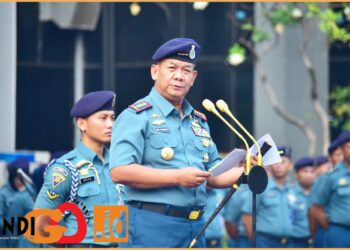 Danpushidrosal, Laksamana. Madya. TNI. Dr. Budi Purwanto ST, MM saat memimpin acara Tradisi Penerimaan Perwira, Bintara, dan Tamtama Remaja, Kamis (1/8).