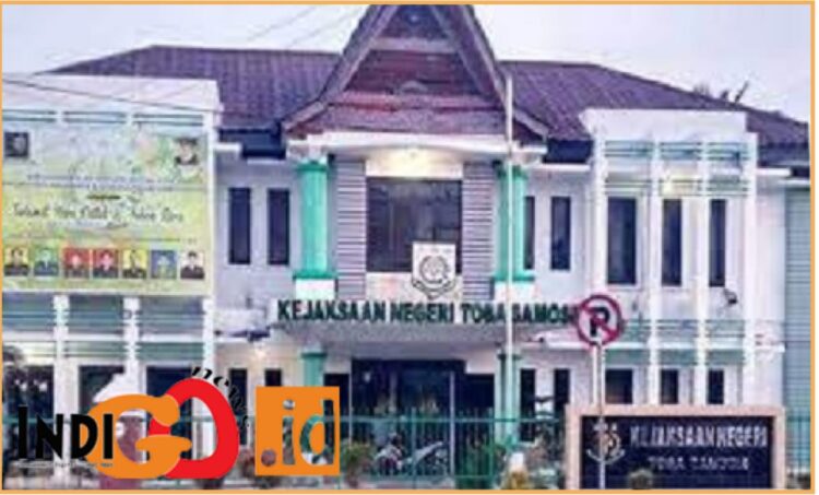 Kejari Toba yang disebut sebut lelet dan selalu lambat menyeledaikan berkas perkara, Kamis (1/8).