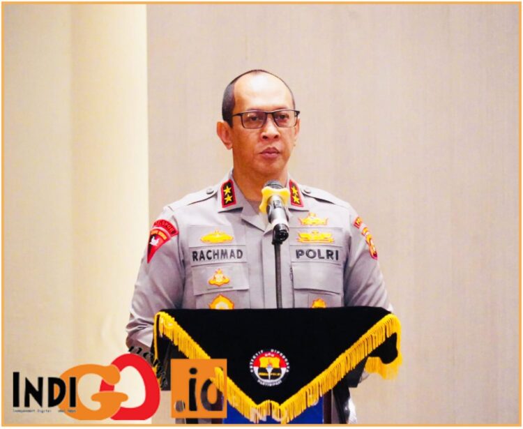 Kapolda Sumsel, Irjen. Pol. A. Rachmad Wibowo SIK saat membuka kegiatan peningkatan kemampuan anggota Polri Bidang Kehumasan, Rabu (31/7).