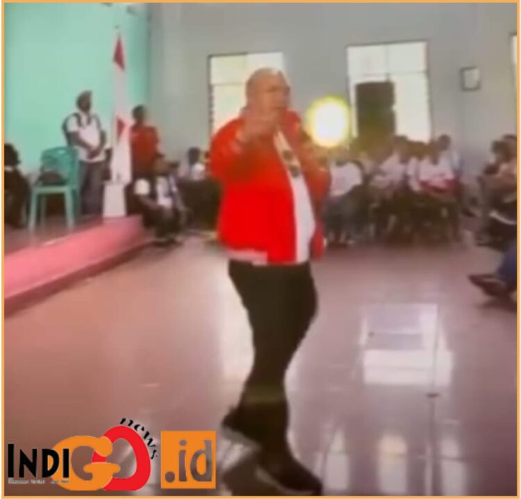 Nikson Nababan mantan Bupati dan juga Suami Calon Bupati Taput, Sakita Simamora yang melontarkan ucapan ancaman dan arogan, Rabu (18/9/2024).