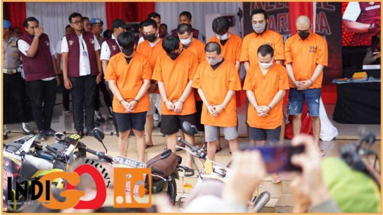 Bereskrim Polri saat konferensi pers perampasan aset 211 Miliar dari terpidana korupsi, Rabu (18/9).