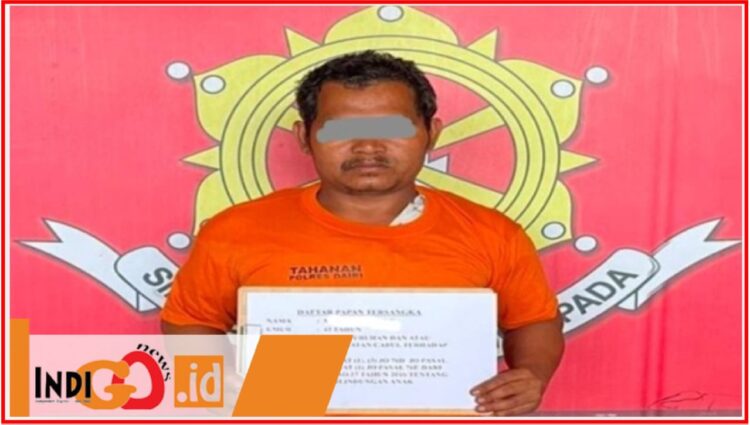 MS, tersangka pemerkosa putri kandungya saat diamankan di Polres Dairi, Kamis (3/10).