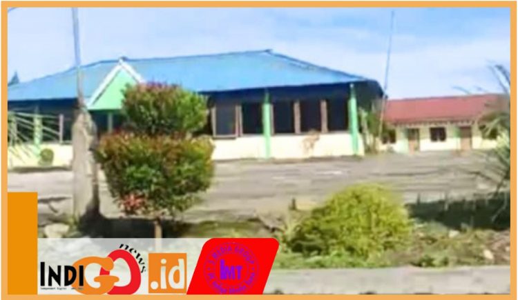 Bekas Rumah Makan dijalan Sibolga - Tarutung KM 11 yang dijadikan tempat truk tanki Pertamina kencing oleh oknum aparat.