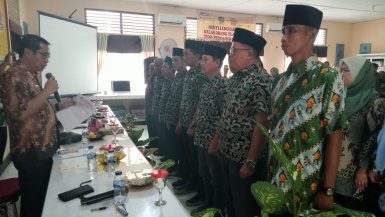 Kabid Diknas SMP Muara Enim Lantik Anggota MKKS SMP Wilayah Kabupaten