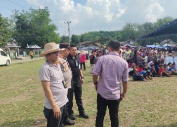 Polres Muara Enim & Polsek Jajaran Lakukan Pengamanan Kampanye Paslon Gubernur di Desa Putak Gelumbang