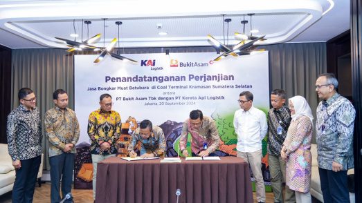 Bukit Asam (PTBA) dan KAI Logistik Teken Kerja Sama Jasa Bongkar Muat Batu Bara
