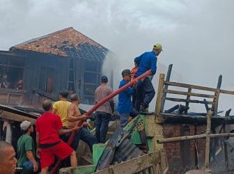 Rumah Warga Desa Dalam Belimbing Muara Enim Ludes Terbakar