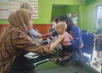 Peduli Kesehatan Masyarakat, Bukit Asam (PTBA) Gelar Pengobatan Gratis